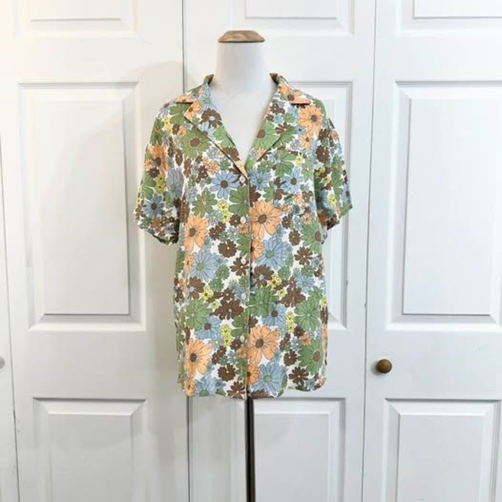 RSQ Retro Floral Short Sleeve Button Up Camp Shirt Size XS